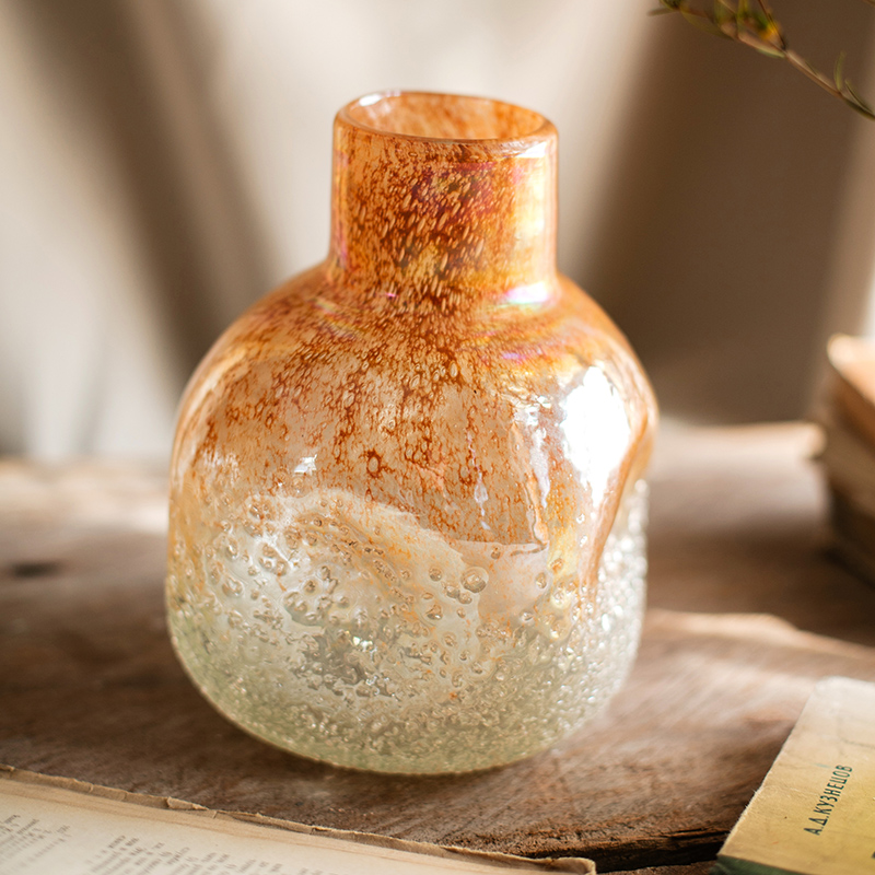 Anni – bauchige Vase im Frosting-Stil