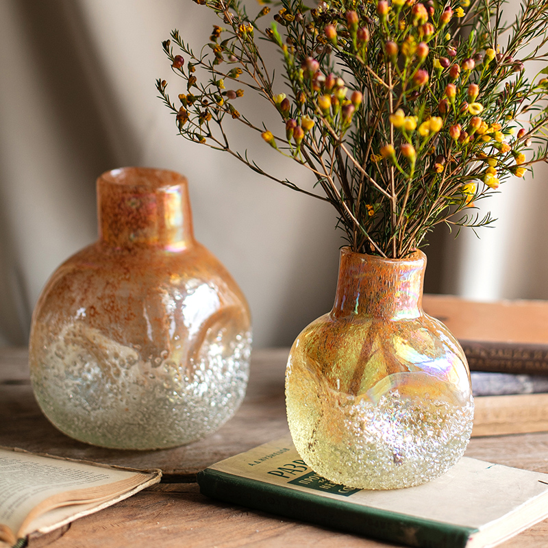 Anni – bauchige Vase im Frosting-Stil