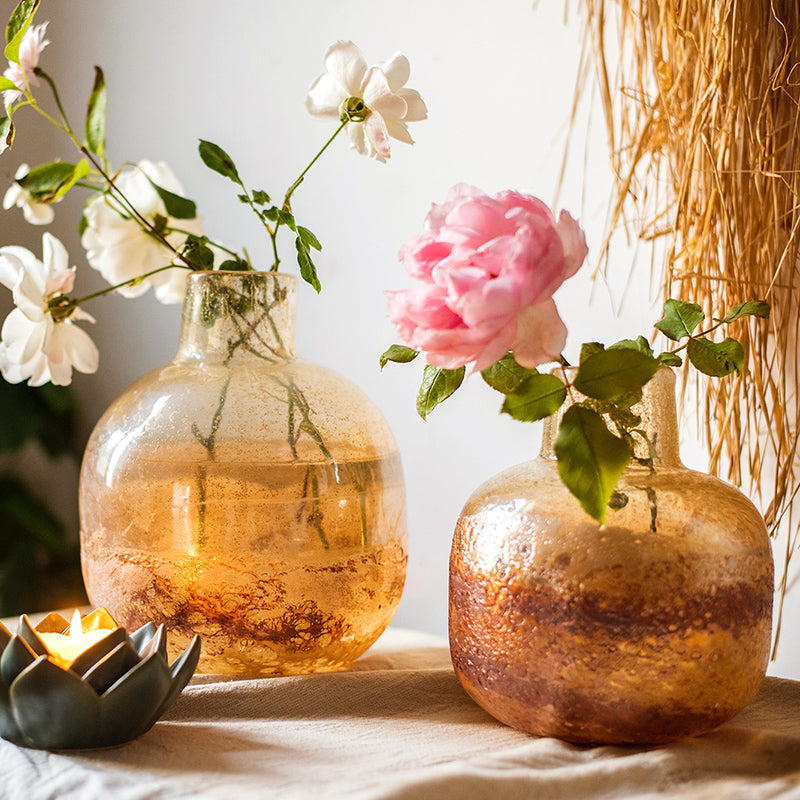 Anni – bauchige Vase im Frosting-Stil