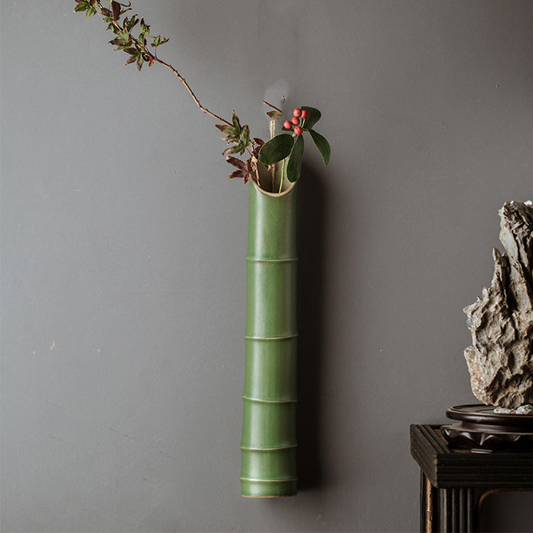 Anari – minimalistische Wand-Vase im Bambus Design
